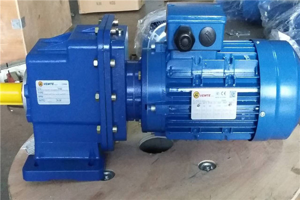 What are the advantages of motor direct drive?